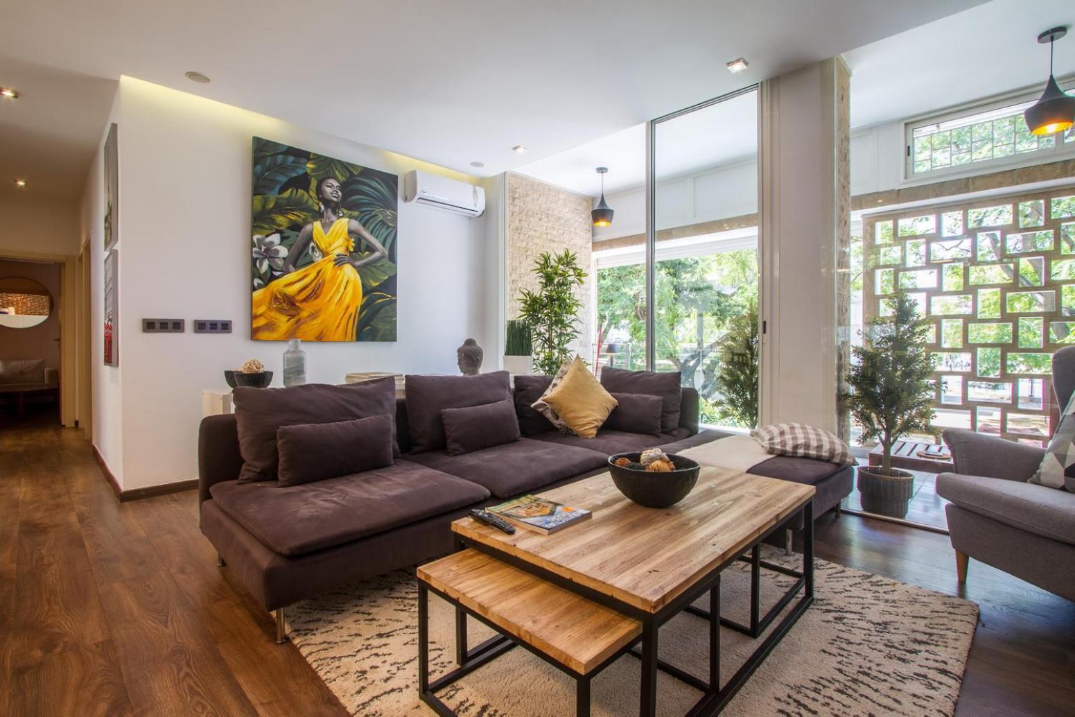 Charming 3 Bedroom In Agdal Appartement *